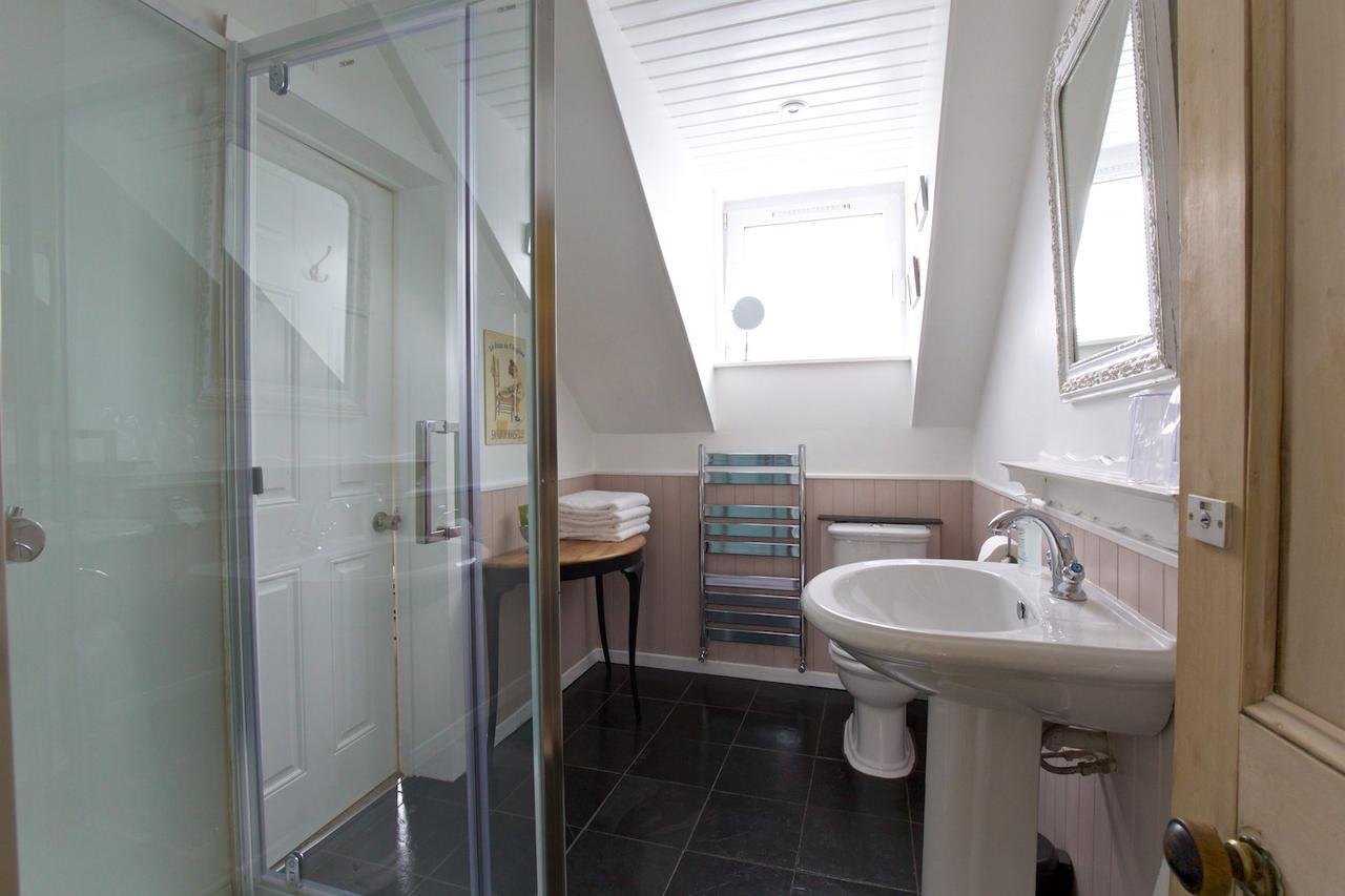 Dupplin152 Bed And Breakfast Dundee Esterno foto