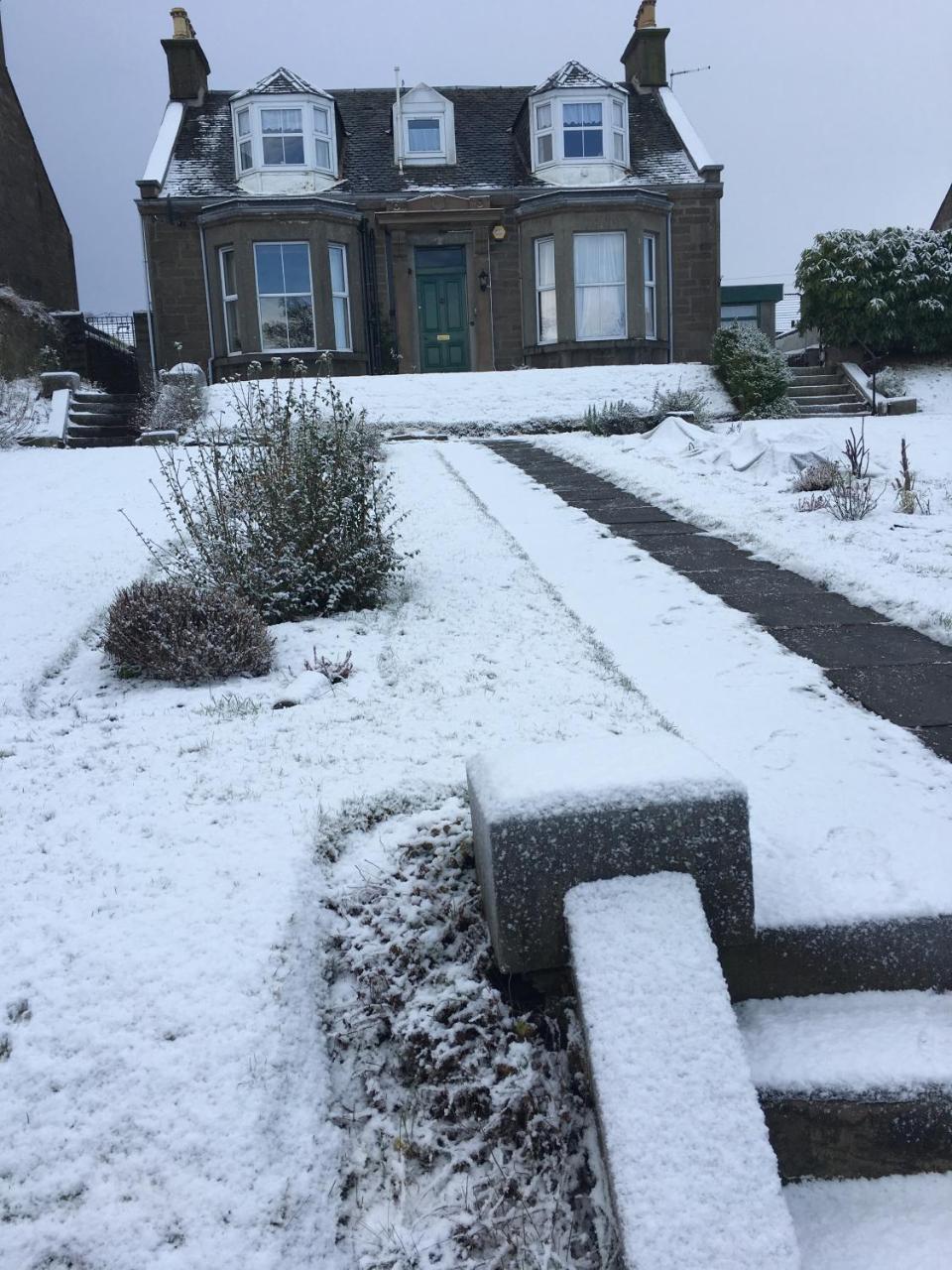 Dupplin152 Bed And Breakfast Dundee Esterno foto